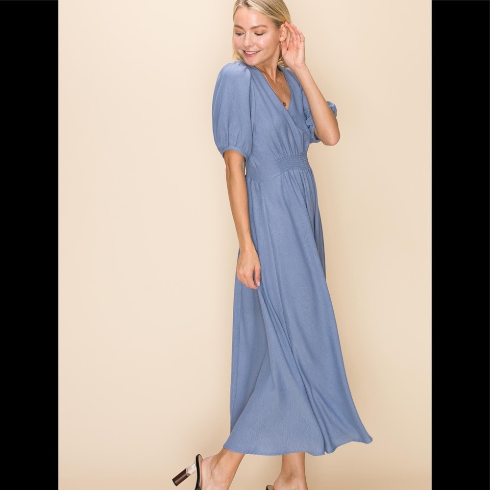 NWT!π V-neck Princess Sleeve Maxi Dress - Picture 4 of 8